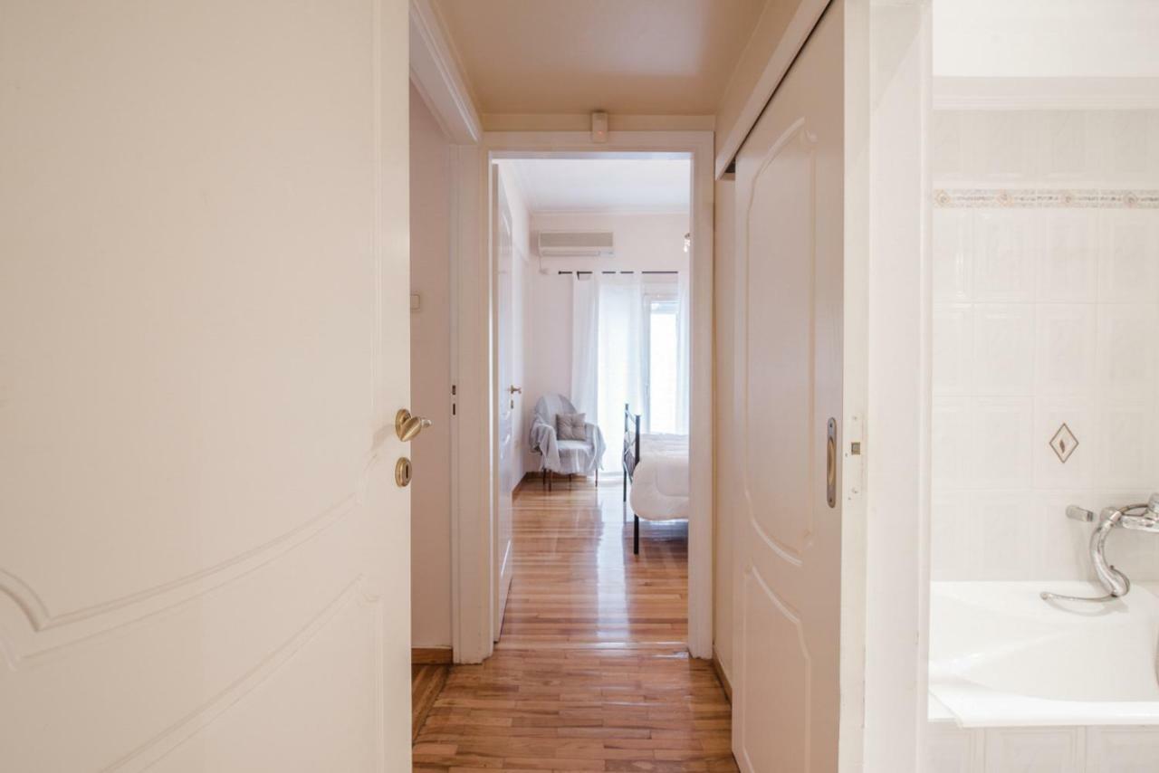 Retro Apartment At Trendy Exarcheia Αθήνα Εξωτερικό φωτογραφία
