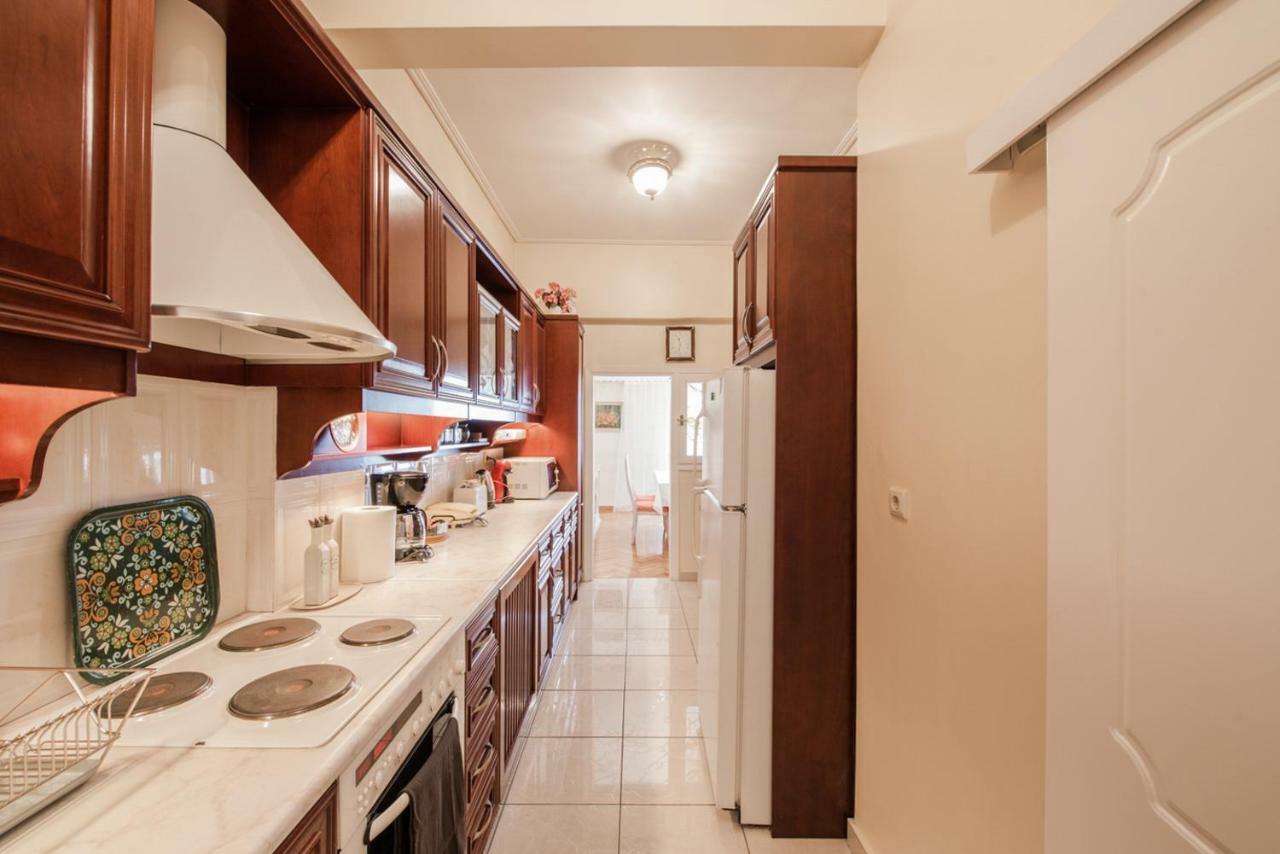 Retro Apartment At Trendy Exarcheia Αθήνα Εξωτερικό φωτογραφία