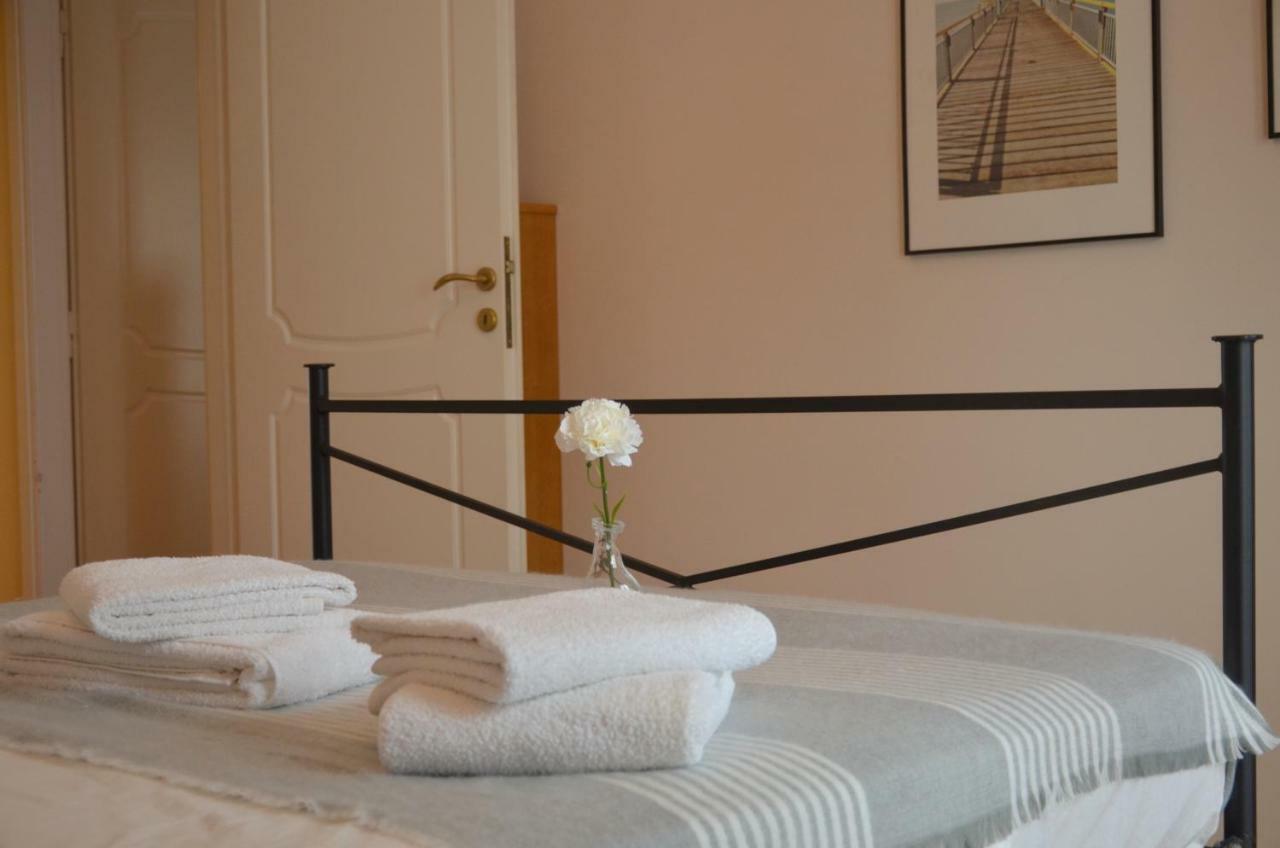 Retro Apartment At Trendy Exarcheia Αθήνα Εξωτερικό φωτογραφία